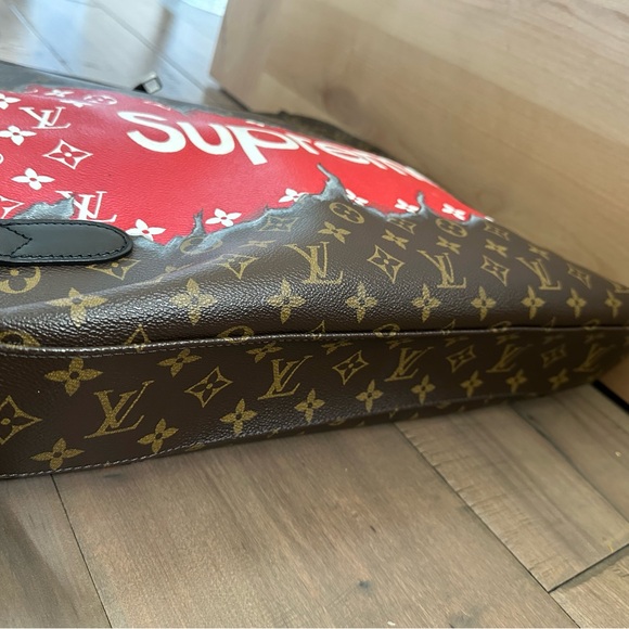 Rare Louis Vuitton Macassar backpack custom design 17.1 in x 17.1 in x 3.1 in - Picture 4 of 11